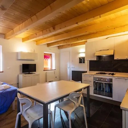 Apartament Diffuso Zoncolan Sùtrio